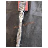 Milwaukee 3/8" Drive 9" Flex Head Ratchet Milwaukee 3/8" Drive 9" Flex Head Ratchet