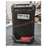 Milwaukee M12 Jobsite Radio Charger Milwaukee M12 Jobsite Radio Charger