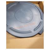 (5) Trash Can Lids (5) Trash Can Lids