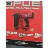 Milwaukee M18 18ga Brad nailer