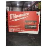 Milwaukee M18 2-Gal Wet/Dry Vacuum