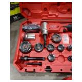 Milwaukee M18 1/2"- 4" 6-Ton  Knockout Tool Kit