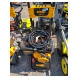 DeWalt 3400psi 2.5gpm Gas Pressure Washer