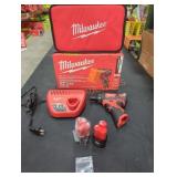 Milwaukee M12 1/4" Hex Screwdriver Kit