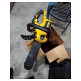 Dewalt 12" Brushless Compact Chainsaw