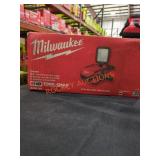Milwaukee M18 Clamping Flood Light