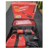 Milwaukee M12 3/8" Ratchet Kit