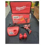 Milwaukee M12 1/4" Hex Screwdriver Kit