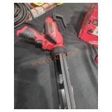 Milwaukee M12 Caulk and Adhesive Gun