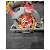 Milwaukee M18 7 1/4" Circular Saw