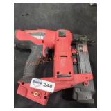 Milwaukee M18 18 Gauge Brad Nailer