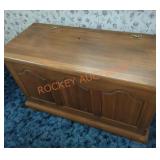 Mastercraft Wooden Blanket Chest