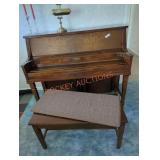 Cunningham Philadelphia PA Piano/Bench