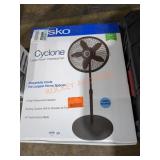 Lasko Cycle Pedestal Fan
