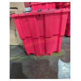 1 Rubbermaid 35 qt dirty water bucket