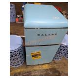 Galanz Retro Mini Fridge