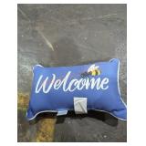 1 Hampton Bay welcome bee pillow