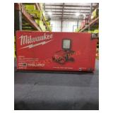 Milwaukee M18 Clamping Floodlight