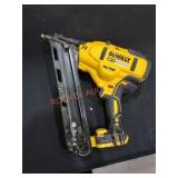 DeWalt 20V 15 GA Finish Nailer (TOOL ONLY)