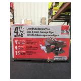 Bessey 4-1/2" Light Duty Bench Vise