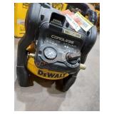 Dewalt Cordless 2.5GAL (10L) 140PSI Compressor