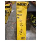DeWalt 20v MAX Tripod Light