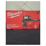 Milwaukee M18 PACKOUT Light/Charger