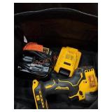 Dewalt 1/4" (6.35mm) Impact Driver Kit