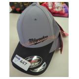 (5)Milwaukee Small Fitted Hats