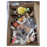 Holiday Figurine Decor Lot