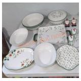 Misc Christmas Dish Lot
