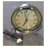 Westclox Oracle Electric Mantle Clock