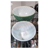 Pyrex Bowls - Qty 2
