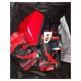 Milwaukee Drill/Driver Tool Kit