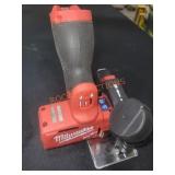 Milwaukee M12 Fuel Cut Off Tool