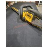 Dewalt 22" Hedge Trimmer