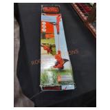 Black and Decker 14" String Trimmer/Edger