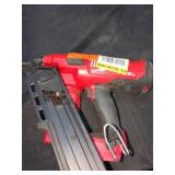 Milwaukee M18 30ï¿½ Framing Nailer