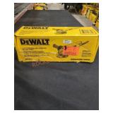 DeWalt 4-1/2" Small Angle Grinder With ONE TOUCH