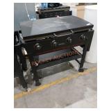 Daytona 4-Burner Propane Gas Griddle with Lid