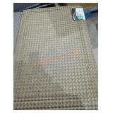 1 brown 24" x 36" rug