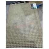 1 brown 24" x 36" rug