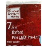 7.5 Oxford Pine Pre-Lit Tree