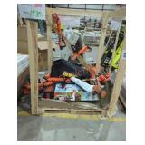 Skid Assorted Small Black + Decker Tools