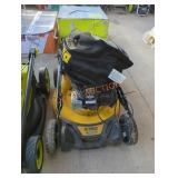 DeWalt 21" gas powered push mower