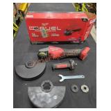 Milwaukee M18 4-1/2" - 7" Braking Grinder