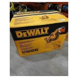 DeWalt 12" Doubpe-Bevel Compound Miter Saw