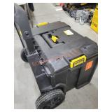 DeWalt 5-Tool Combo & Rolling Tool Box