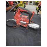 Milwaukee M18 2-Speed Grease Gun