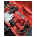 Milwaukee 15 lb SDS max demolition hammer